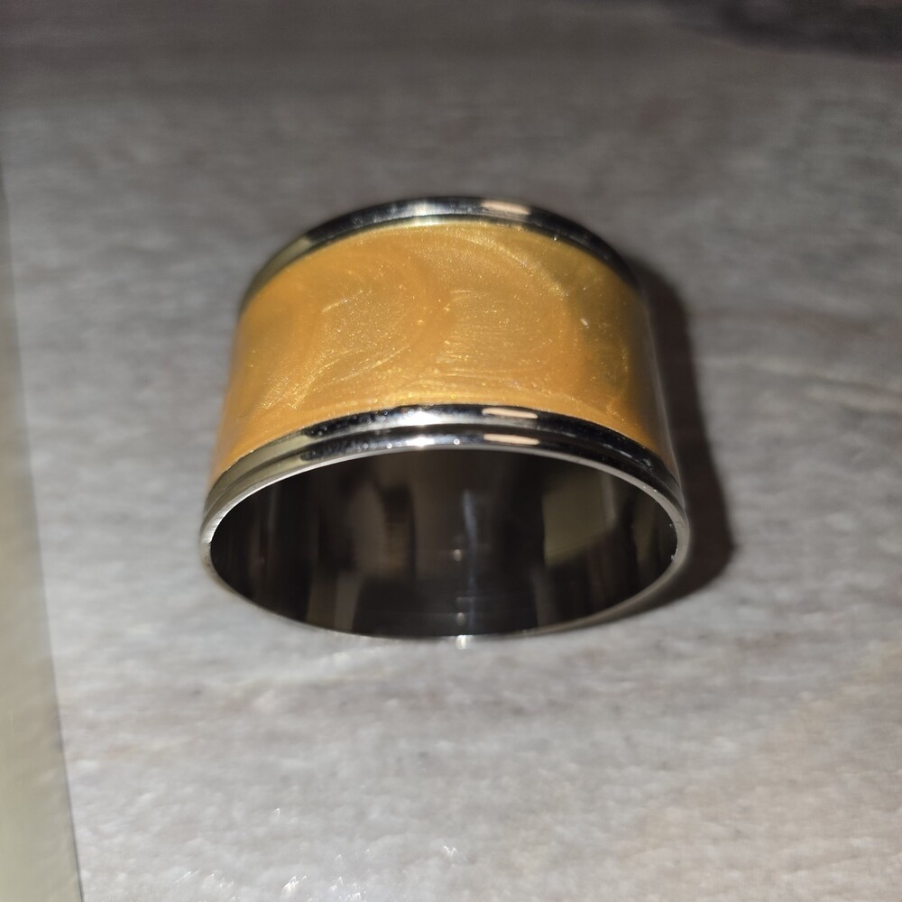 Lenox Gold Enamel Napkin Rings Set of 4 Silver Tone Trim NIB Table Decor - Picture 3 of 6